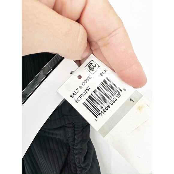 Salt + Cove Black Plus Size Leopard Love Cutout Ruched One-Piece Swimsuit 1X NWT - Picture 5 of 6